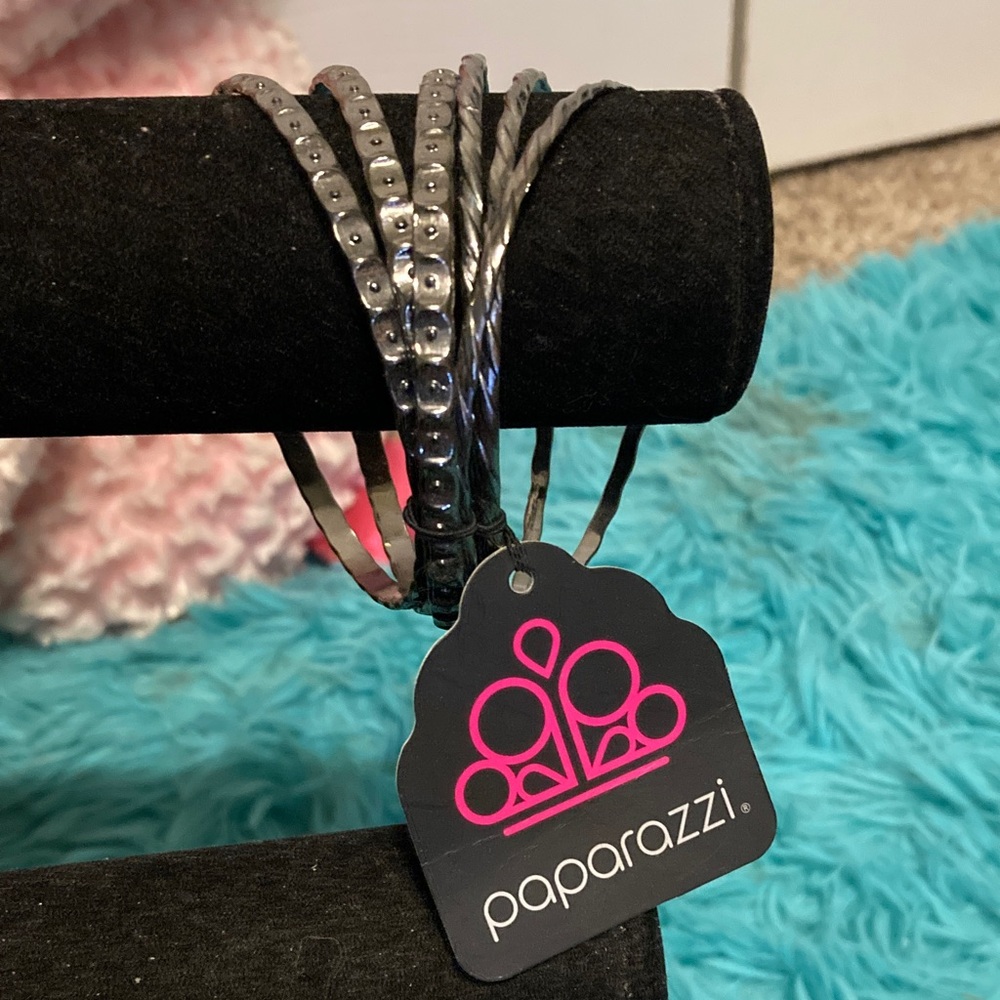 Paparazzi Metallic Silver Bracelet Set